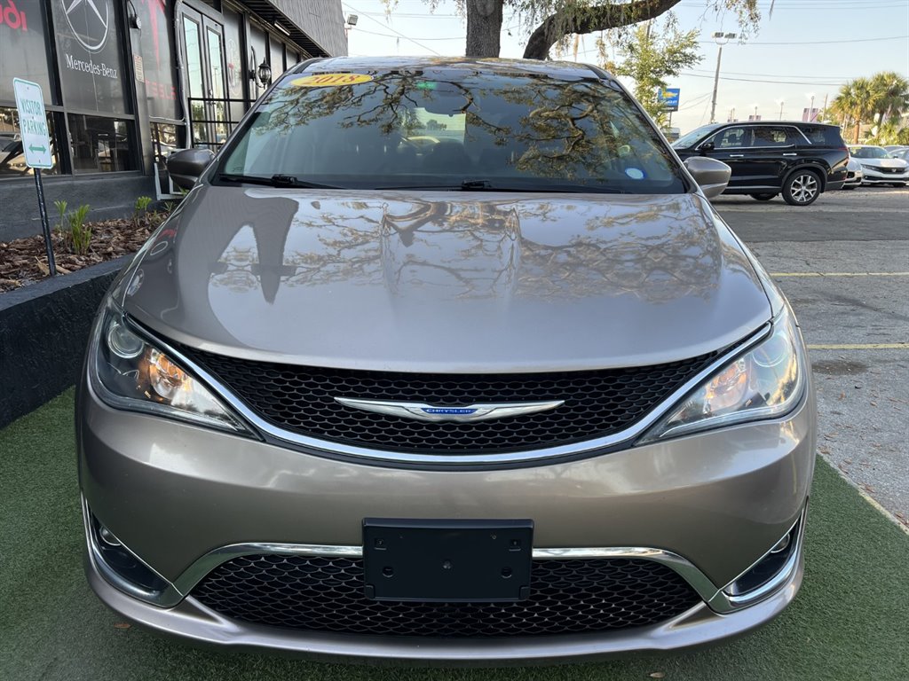 2018 Chrysler Pacifica - $16,995