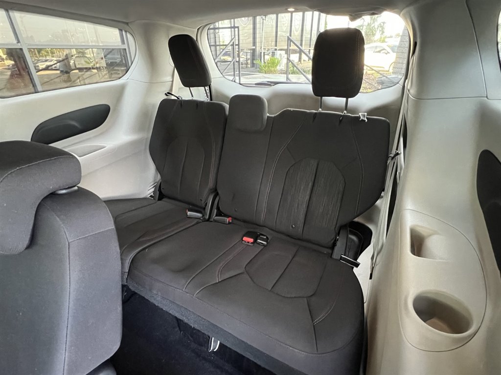 2018 Chrysler Pacifica - $16,995