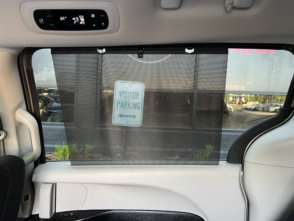 2018 Chrysler Pacifica - $16,995