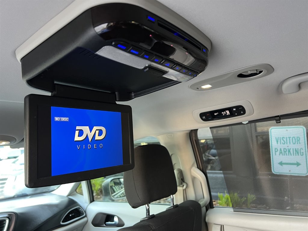 2018 Chrysler Pacifica - $16,995