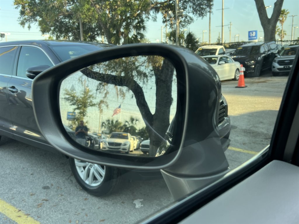 2018 Chrysler Pacifica - $16,995
