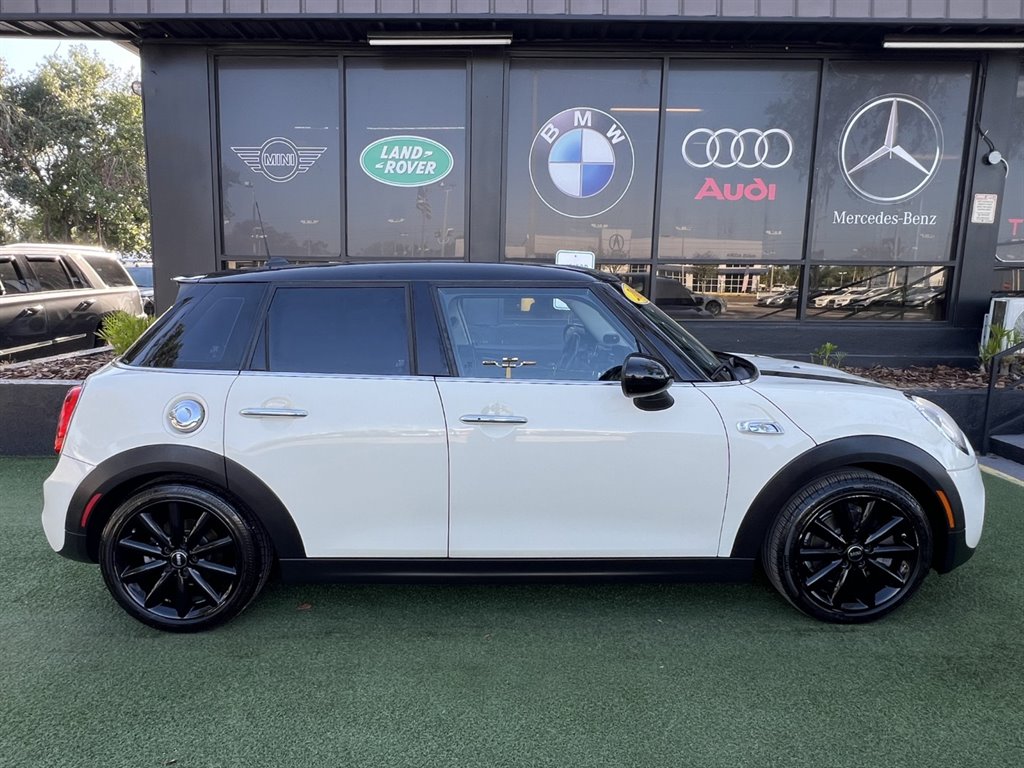 2015 MINI Cooper S photo