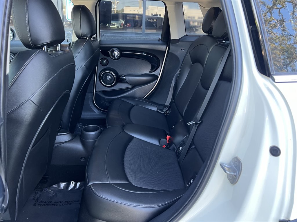 2015 MINI Cooper S photo