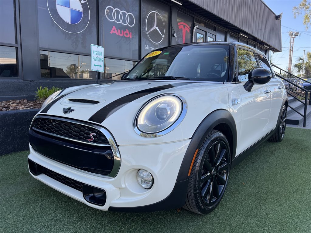 2015 MINI Cooper S photo