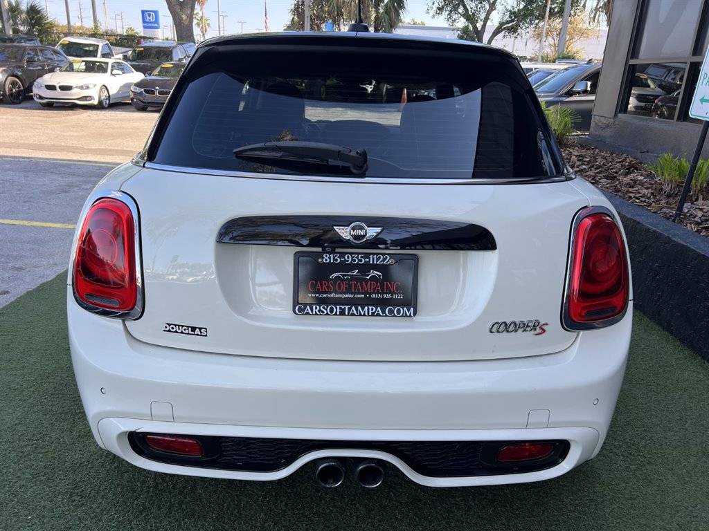 2015 MINI Cooper S photo