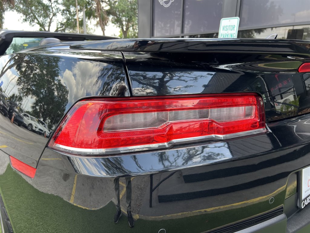 2015 Chevrolet Camaro LT photo