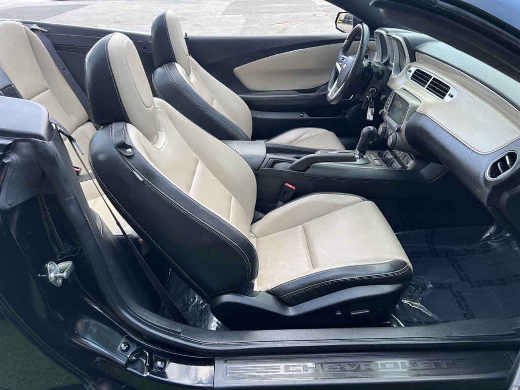 2015 Chevrolet Camaro LT photo