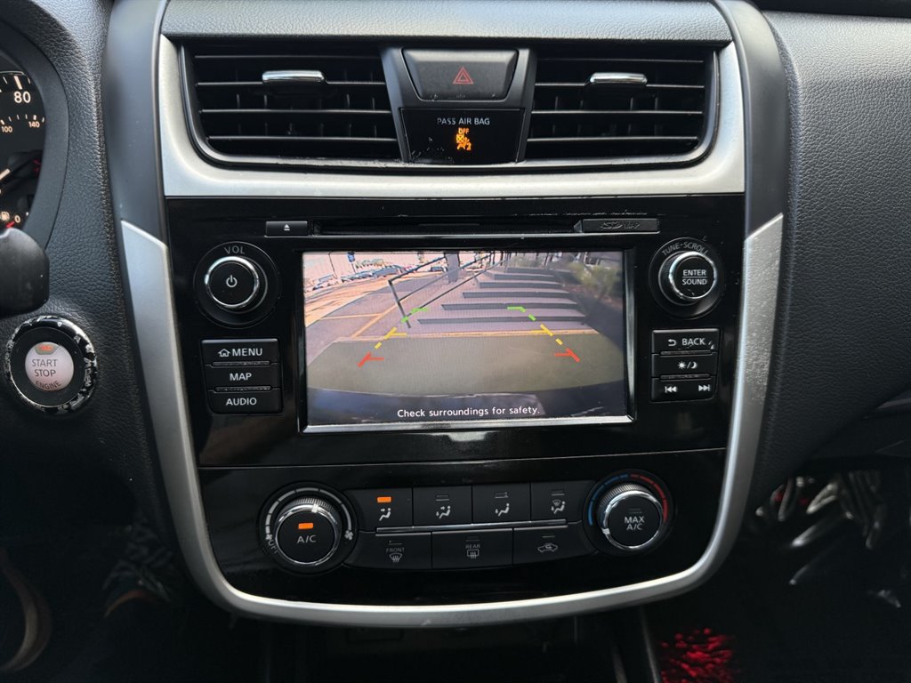 2018 Nissan Altima SR photo