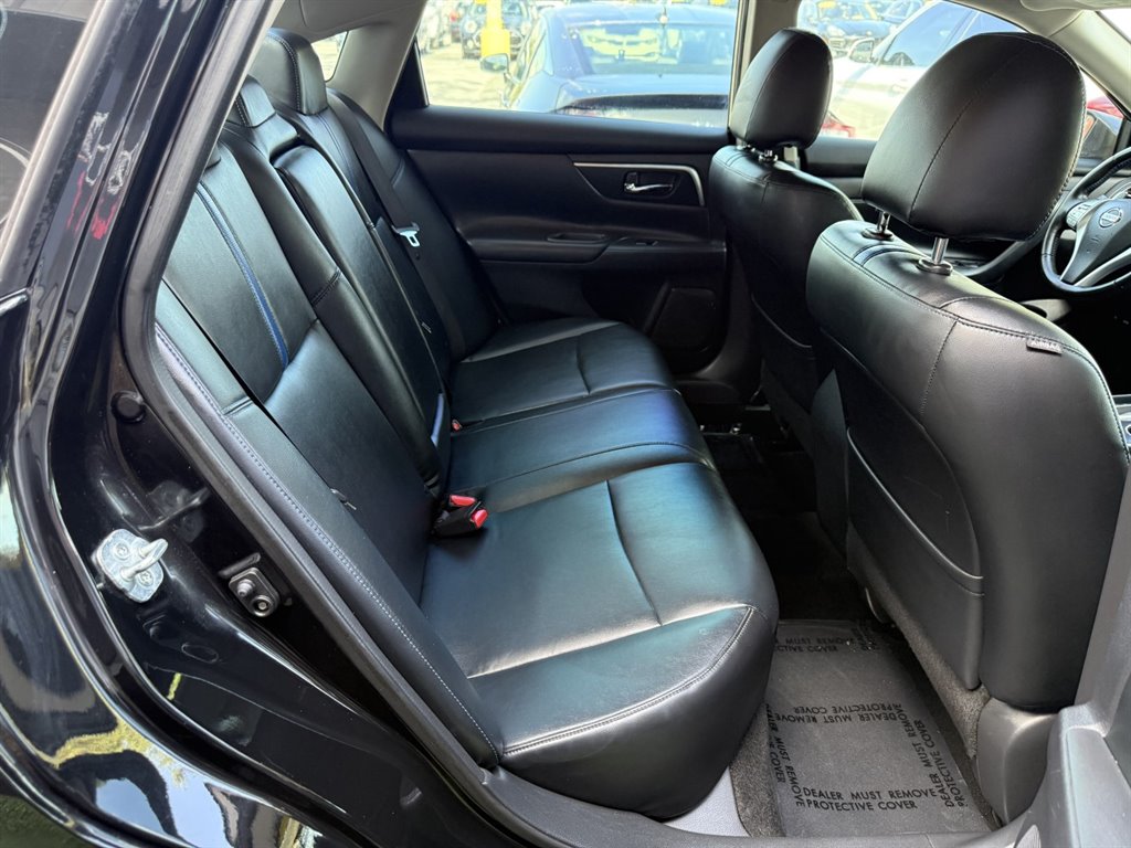 2018 Nissan Altima SR photo