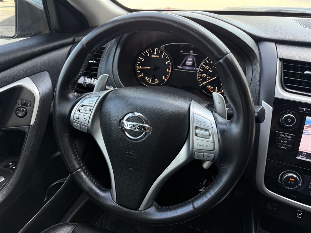 2018 Nissan Altima SR photo