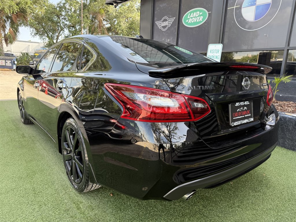 2018 Nissan Altima SR photo