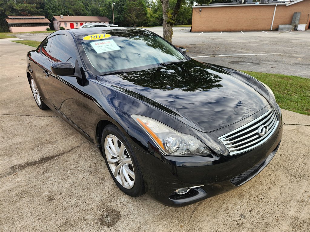 2011 INFINITI G - $8,900