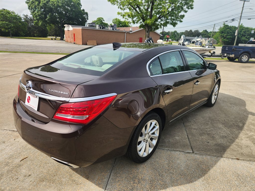 2015 Buick LaCrosse - $10,900