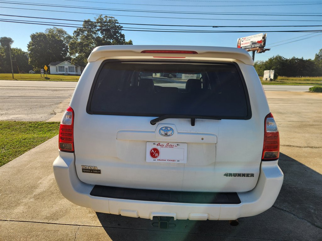 2006 Toyota 4Runner - $8,900