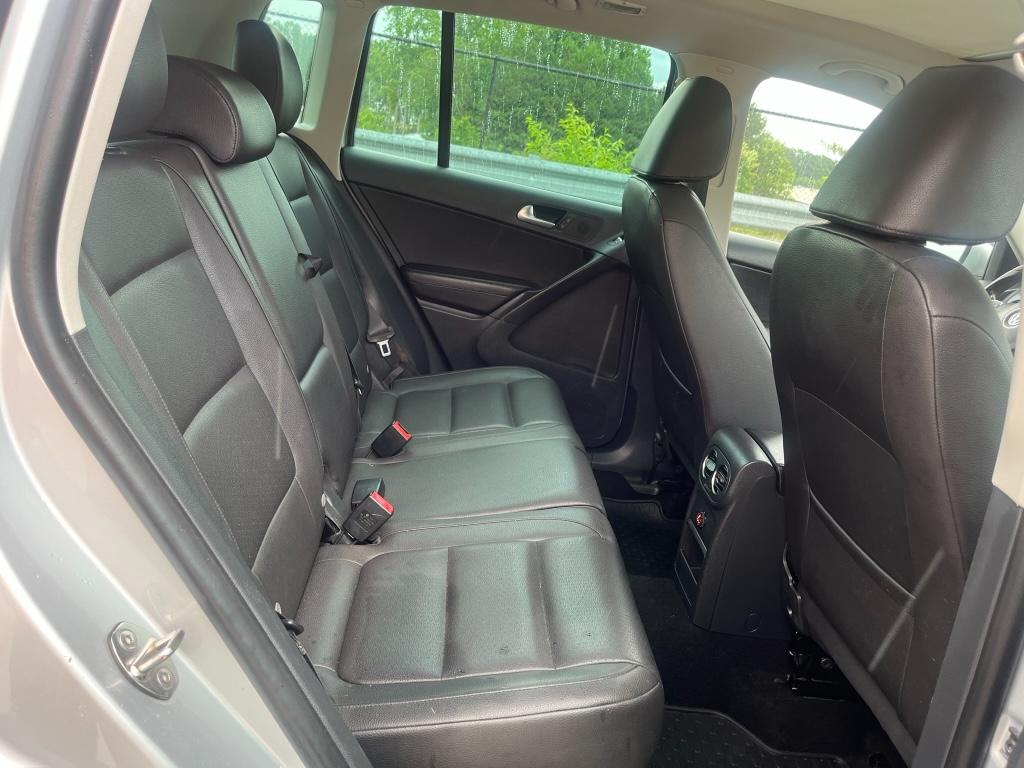 2013 Volkswagen Tiguan S 4Motion photo