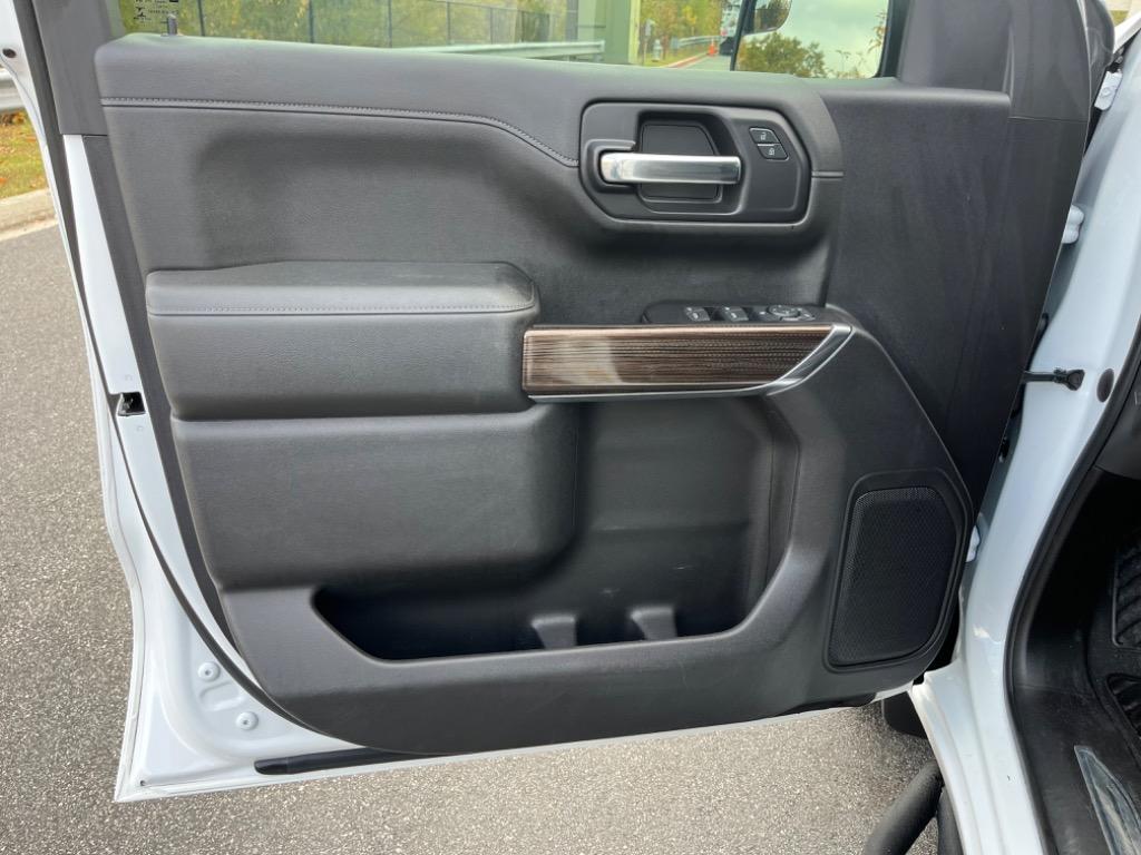 2020 Chevrolet Silverado 1500 LT photo