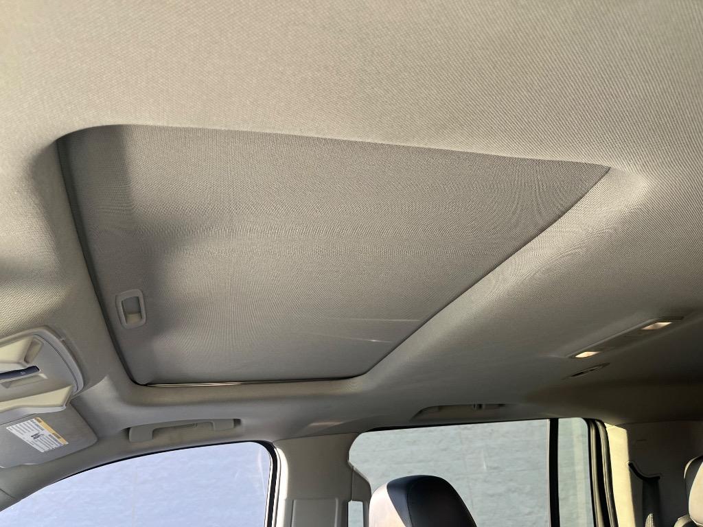 2019 Cadillac Escalade ESV Luxury photo