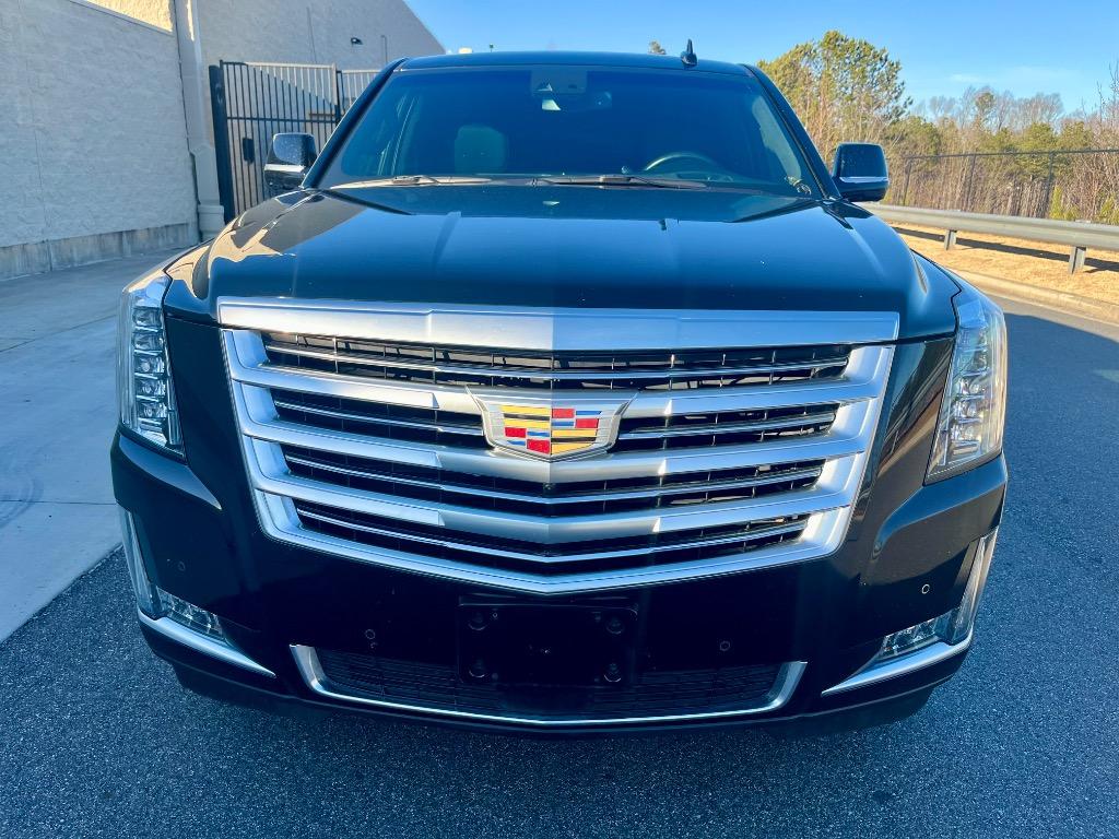 2016 Cadillac Escalade Platinum photo