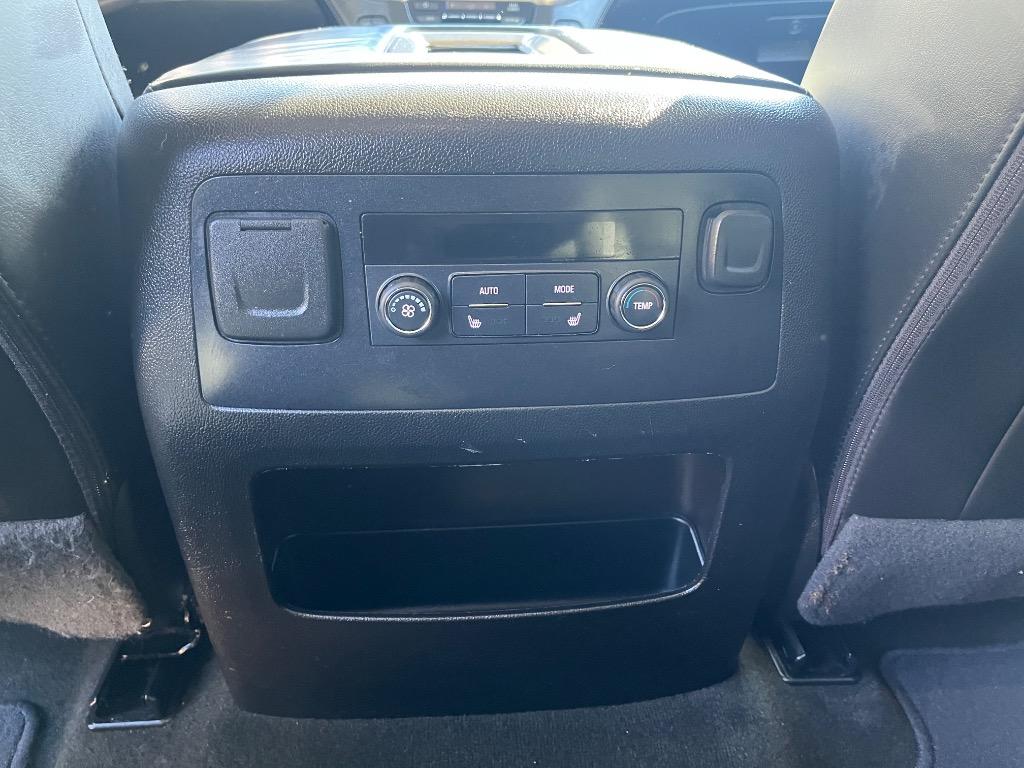 2018 GMC Yukon Denali photo