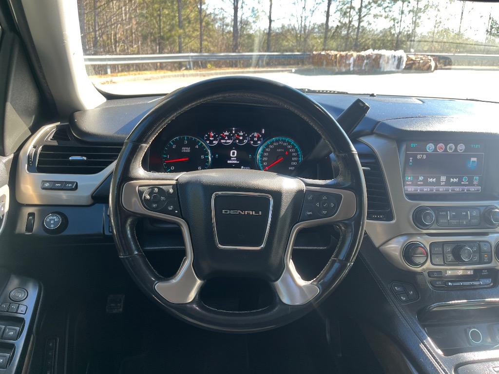 2018 GMC Yukon Denali photo