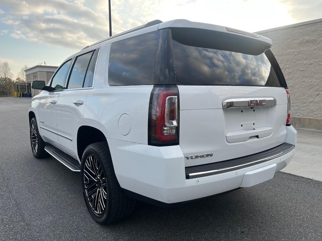2018 GMC Yukon Denali photo