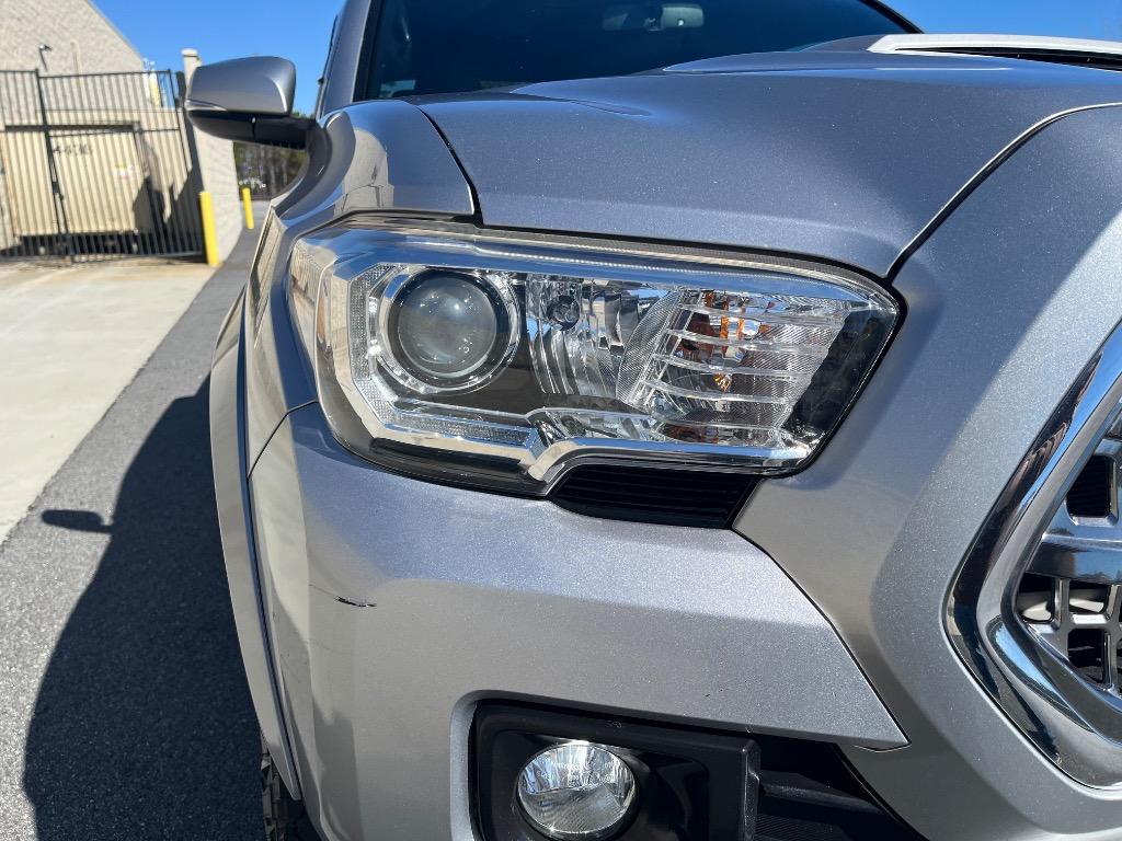 2017 Toyota Tacoma TRD Sport photo