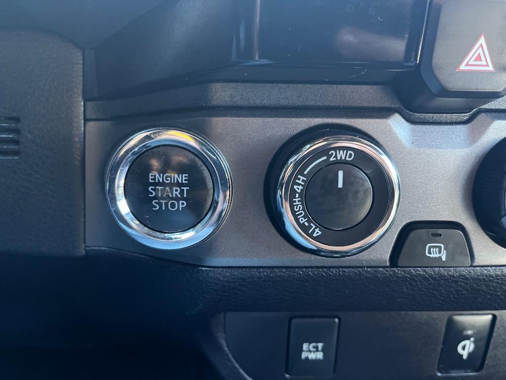 2017 Toyota Tacoma TRD Sport photo