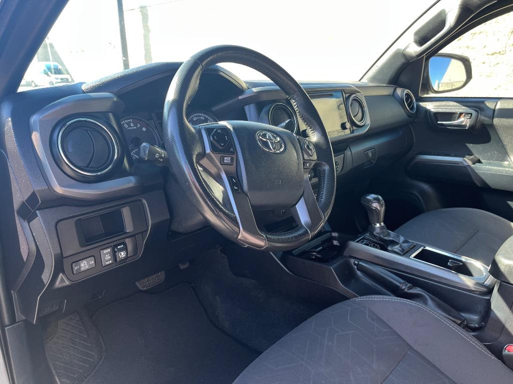 2017 Toyota Tacoma TRD Sport photo