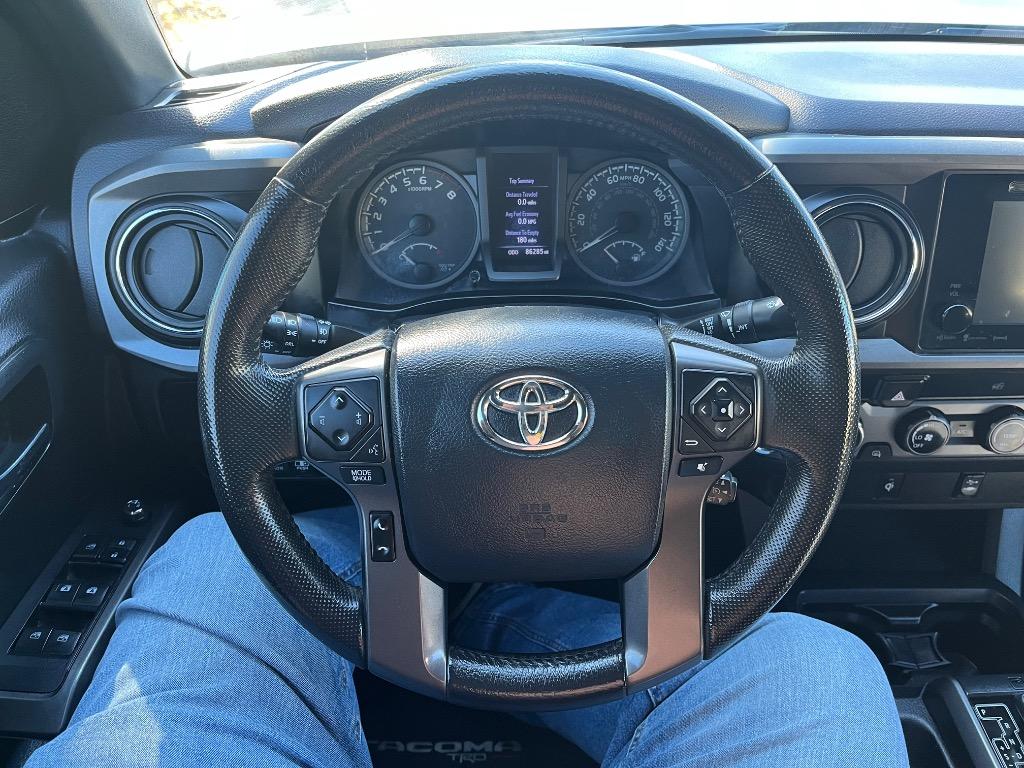 2017 Toyota Tacoma TRD Sport photo