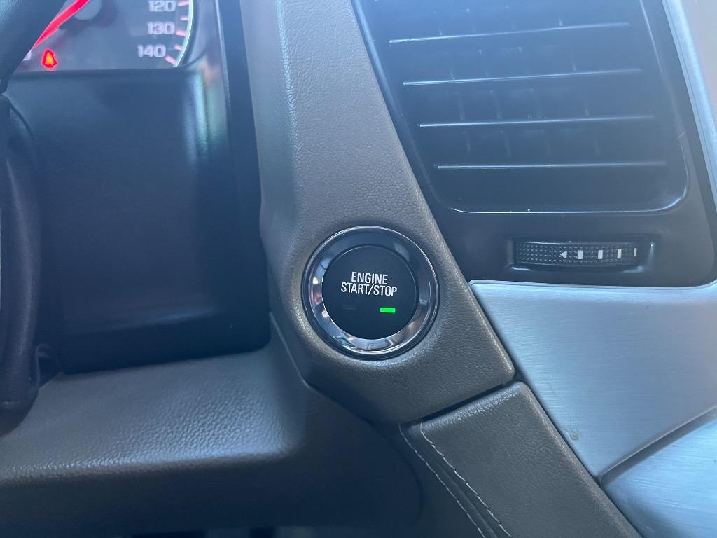2015 GMC Yukon SLT photo