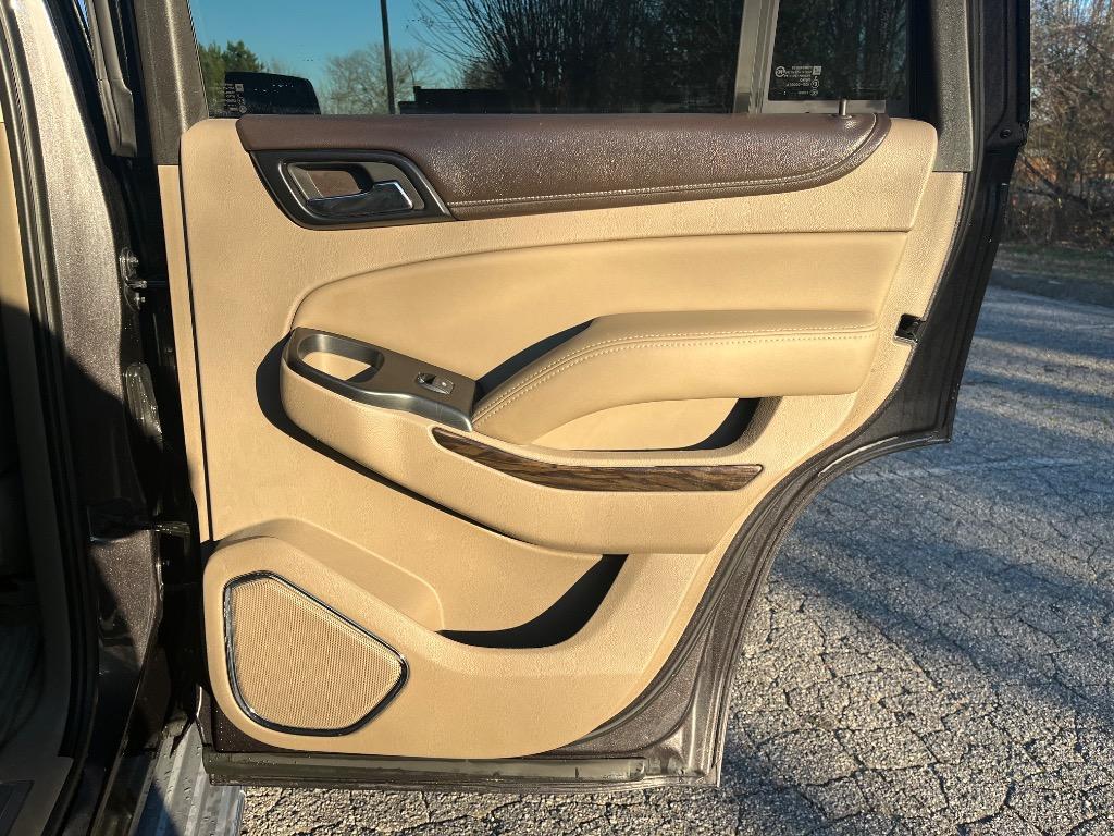 2015 GMC Yukon SLT photo