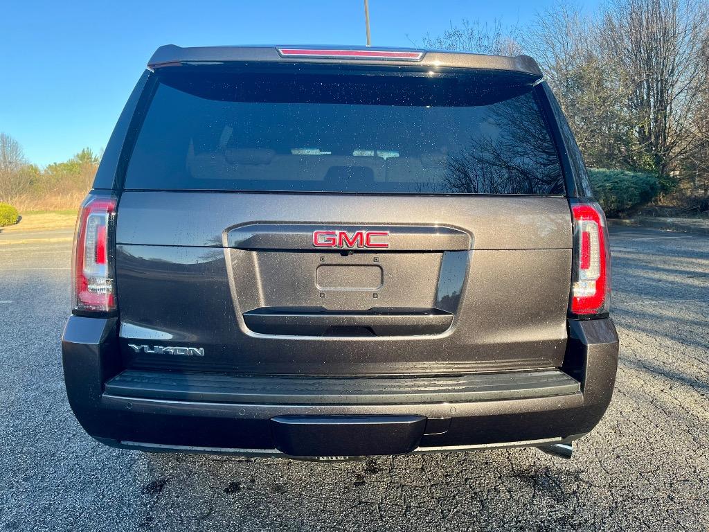 2015 GMC Yukon SLT photo