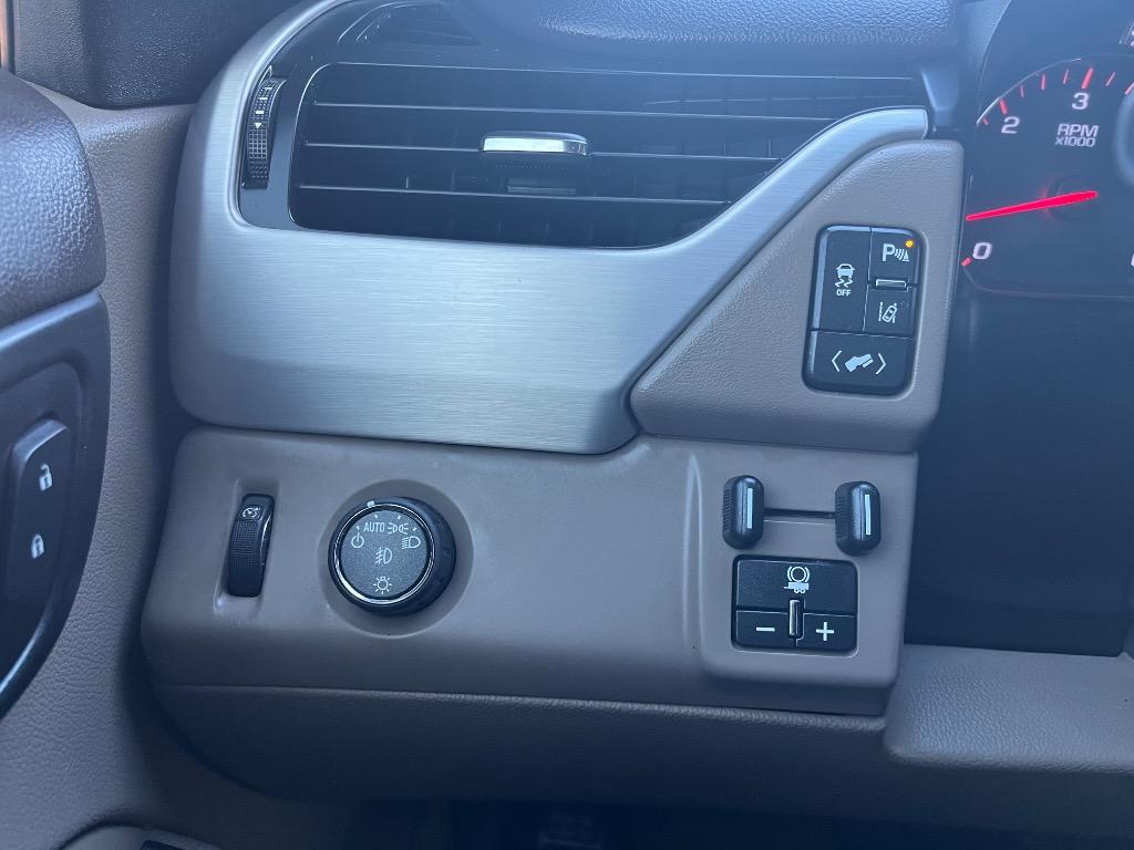 2015 GMC Yukon SLT photo