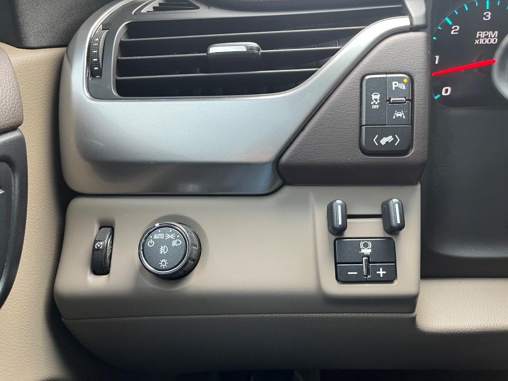 2017 Chevrolet Tahoe LT photo