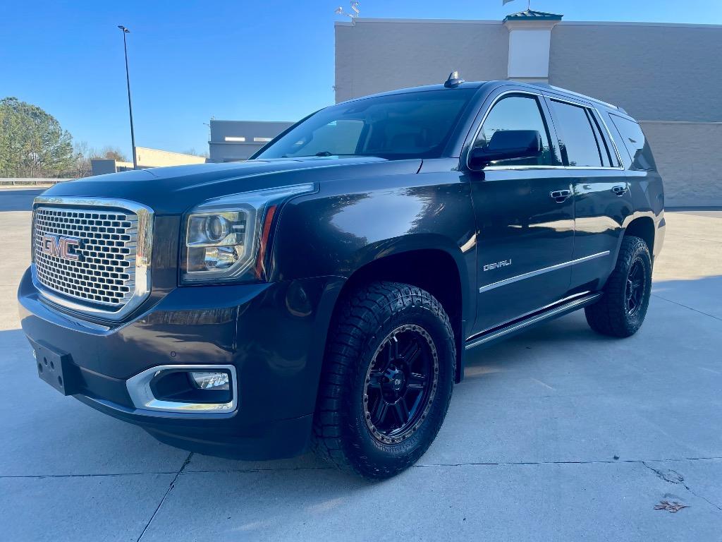 2017 GMC Yukon Denali photo