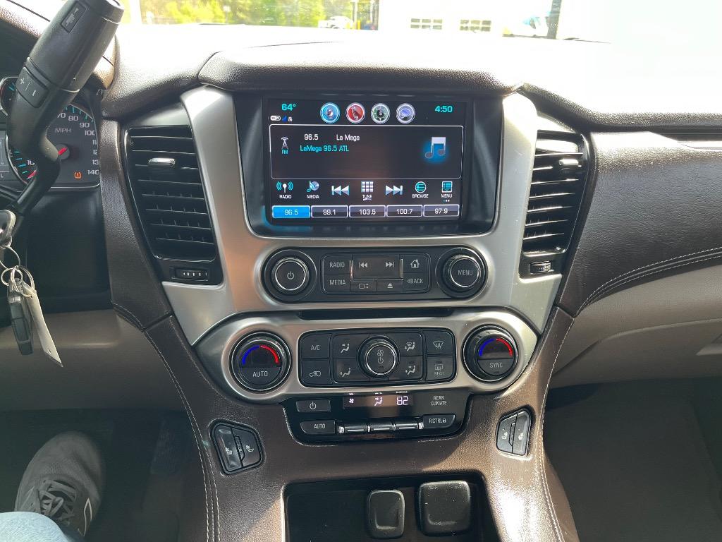 2018 Chevrolet Suburban 1500 LT photo