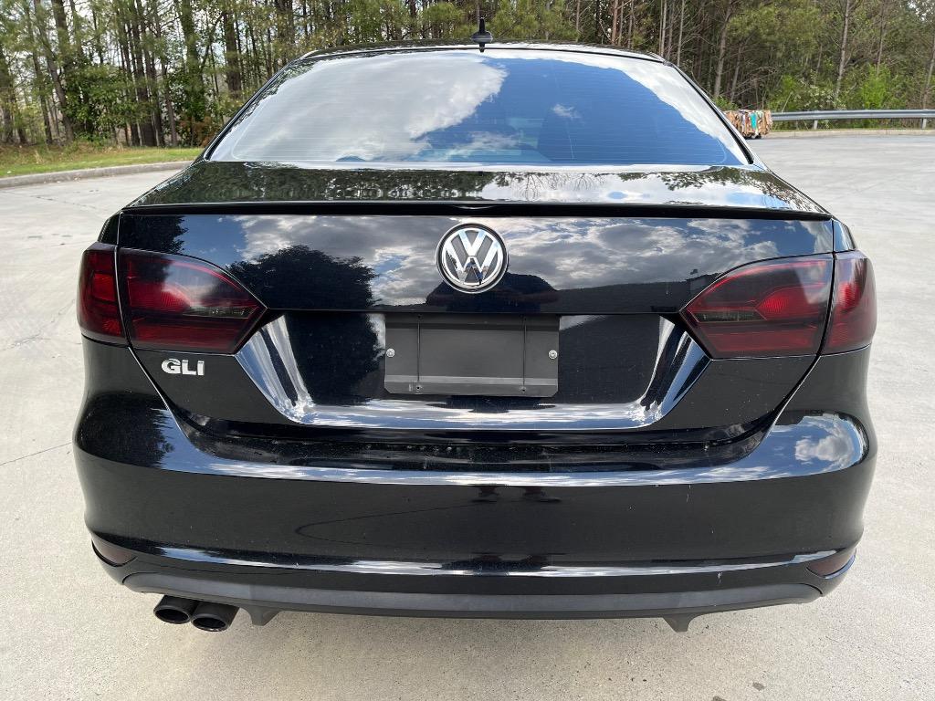 2012 Volkswagen Jetta GLI photo