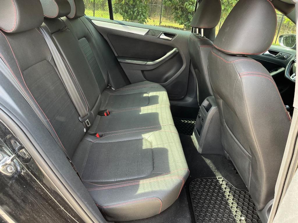 2012 Volkswagen Jetta GLI photo