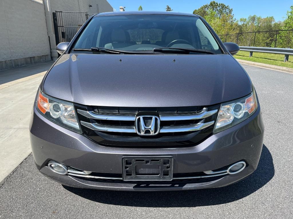 2015 Honda Odyssey Touring photo