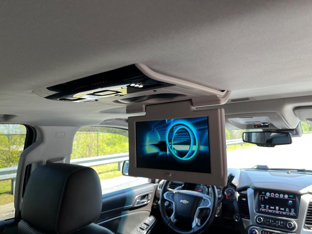 2016 Chevrolet Suburban 1500 LTZ photo