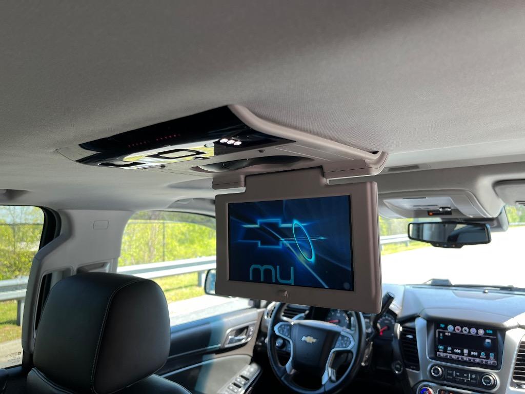 2016 Chevrolet Suburban 1500 LTZ photo