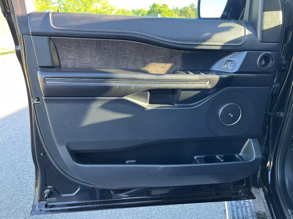 2018 Ford Expedition Limited photo