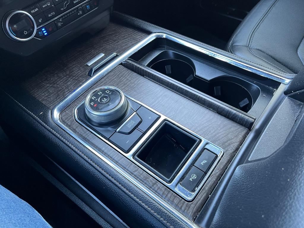 2018 Ford Expedition Limited photo
