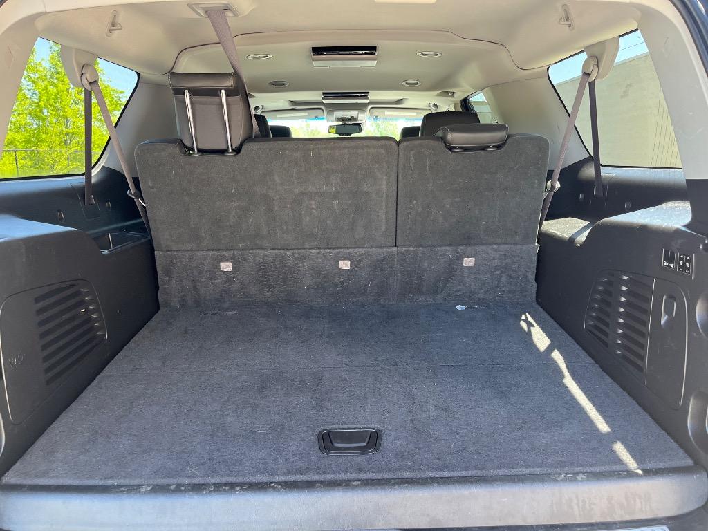 2016 Chevrolet Suburban 1500 LTZ photo
