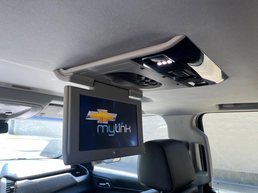 2016 Chevrolet Suburban 1500 LTZ photo