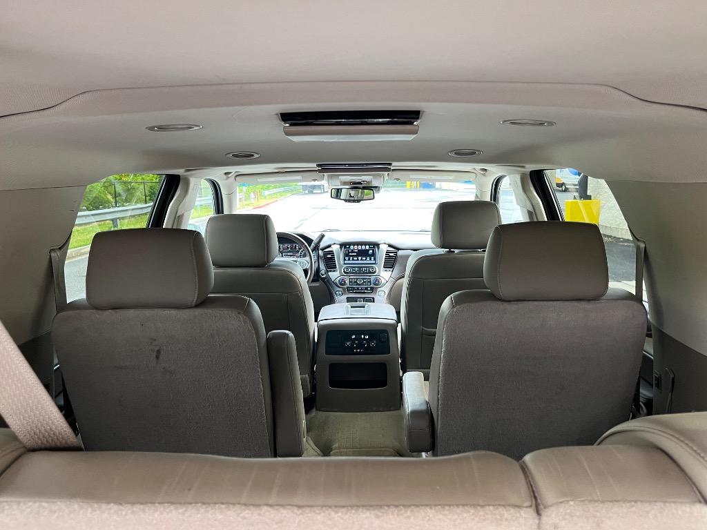 2016 Chevrolet Suburban 1500 LT photo