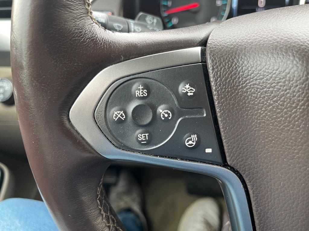 2016 Chevrolet Suburban 1500 LT photo