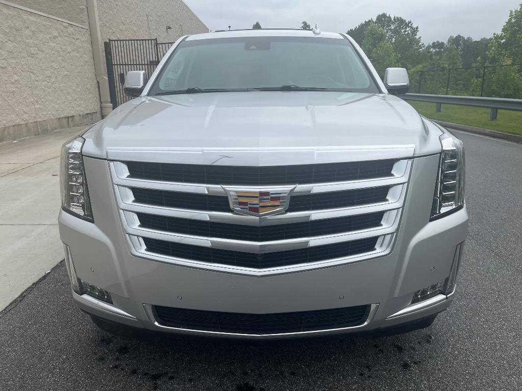 2016 Cadillac Escalade ESV Luxury photo
