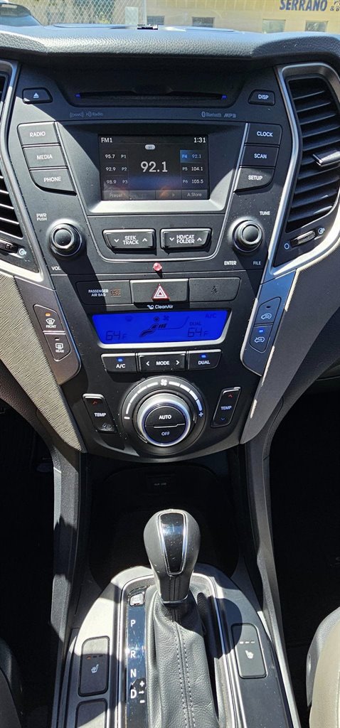 2015 Hyundai Santa Fe Sport SUV photo