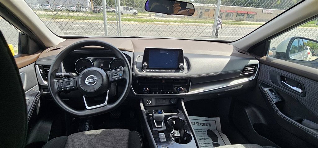 2021 Nissan Rogue - $25,999